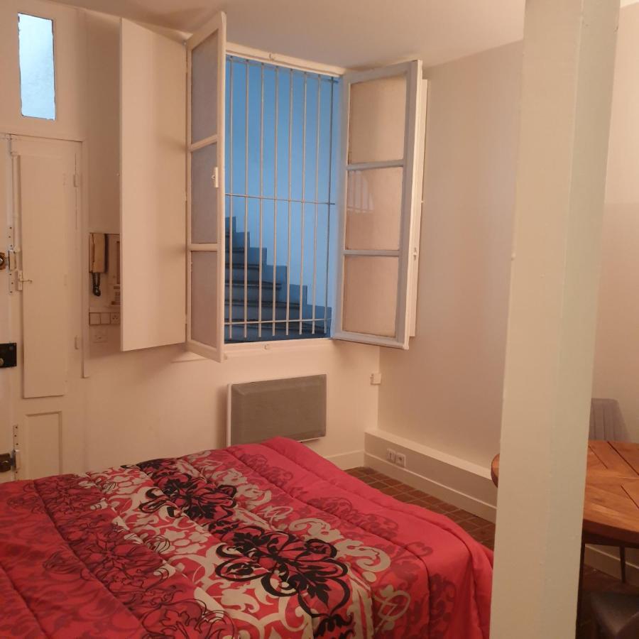 Le Studio Des Enfants Rouges Apartment Paris Luaran gambar